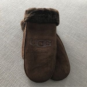 Women's Shearling Ugg Embroider Mitten NWOT Size L/XL Brown -